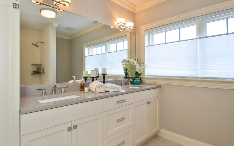 Master Bathroom for Fairview Station Condos in Park Ridge Il